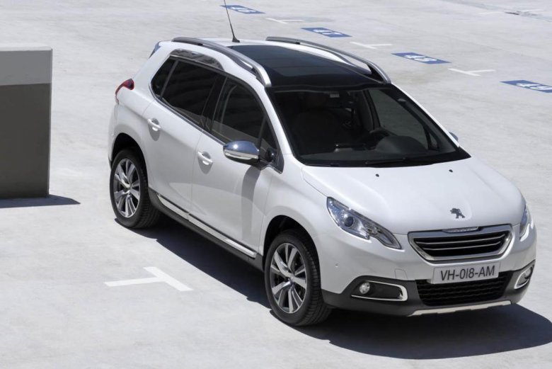Peugeot 2008 i