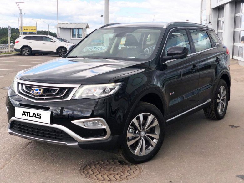 Geely Atlas Pro черный
