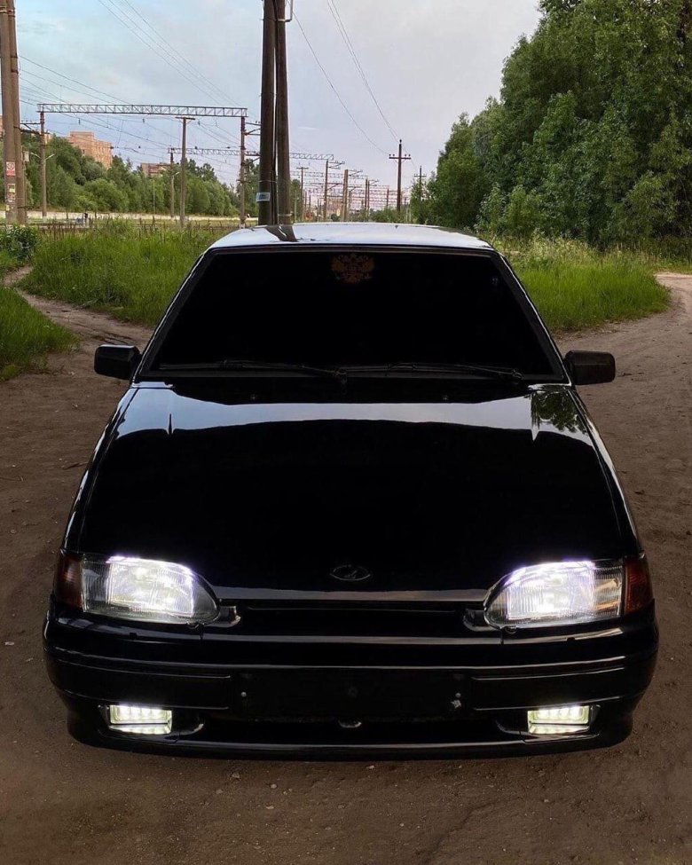 ВАЗ 2114 черная тонированная