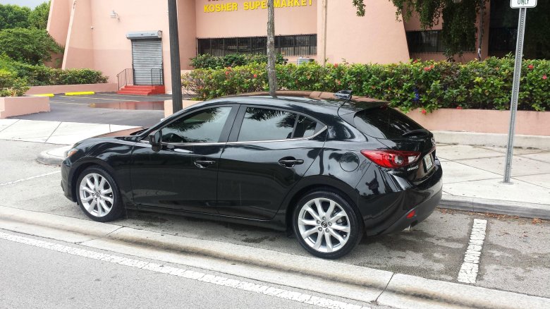 Мазда 3 2014 черная