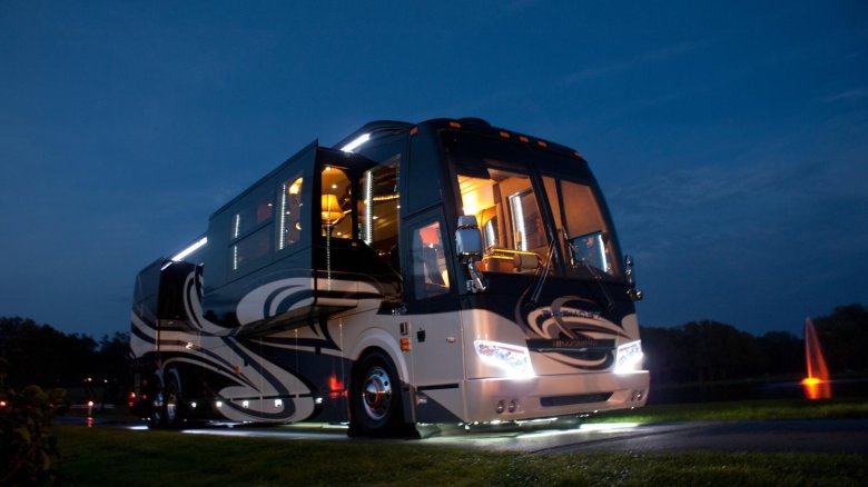 Neoplan 122 автодом