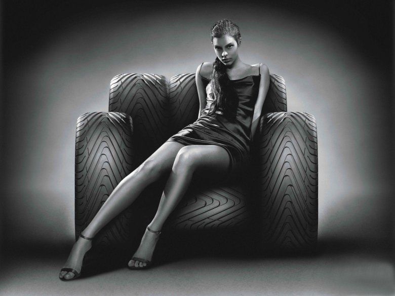 Креативная реклама шин и дисков