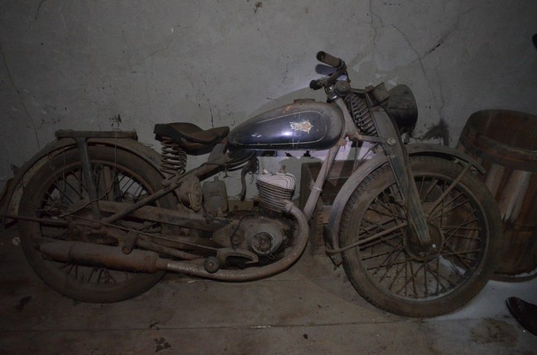 Мотоцикл Ковровец к-125