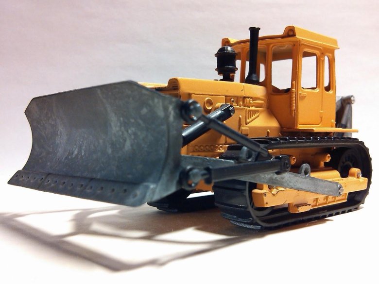 Бульдозер т-130