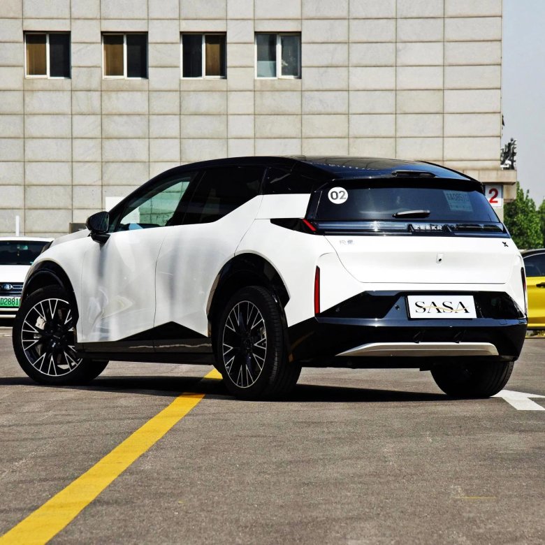 Паркетник 2023