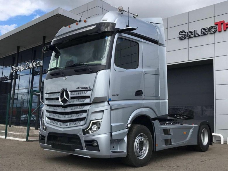 Mercedes Benz Actros 2022