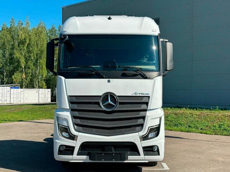 Mercedes Benz Actros 2023