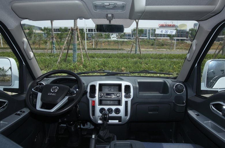 Грузовик Dongfeng Captain