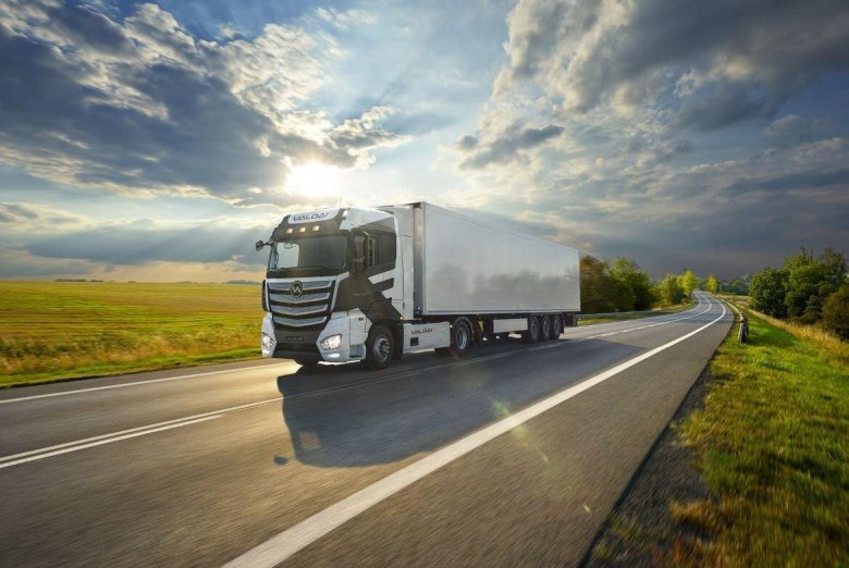 Валдай 45 тягач