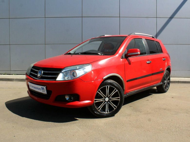 Geely MK Cross