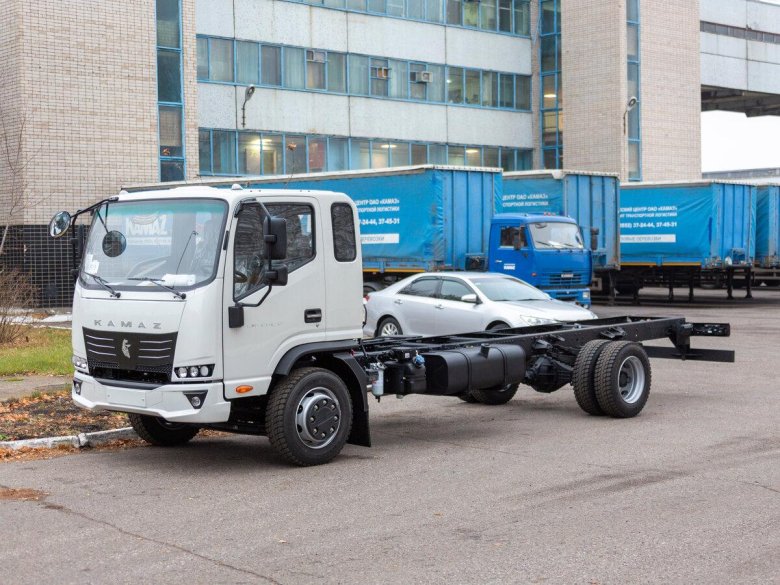 КАМАЗ компас 9
