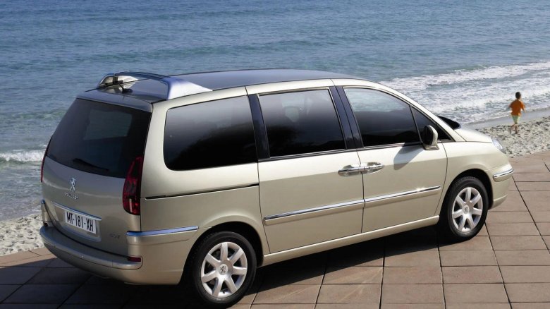 Пежо минивэн 807