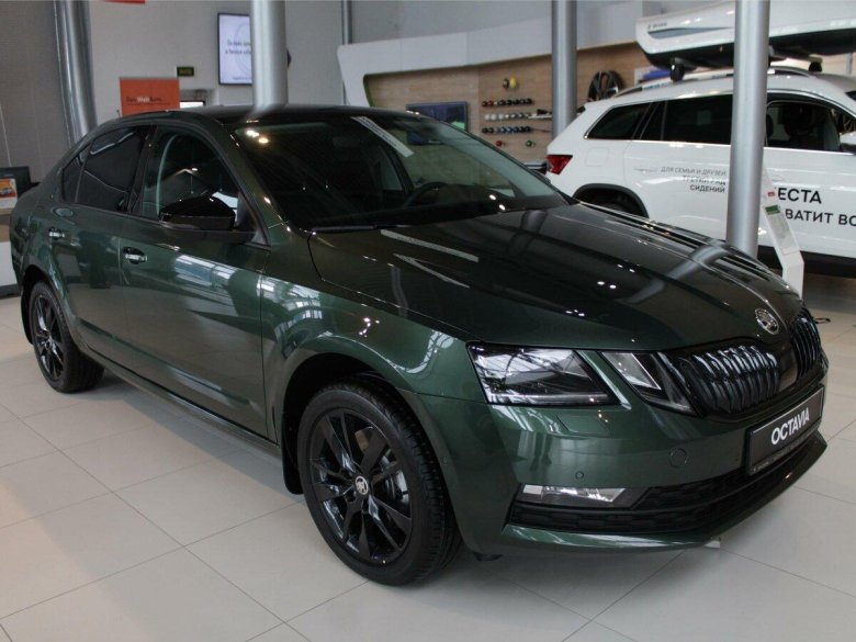 Skoda Octavia a7 зеленая