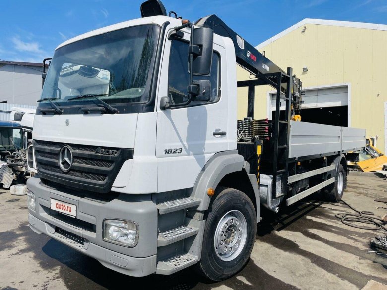 Мерседес Аксор 1823