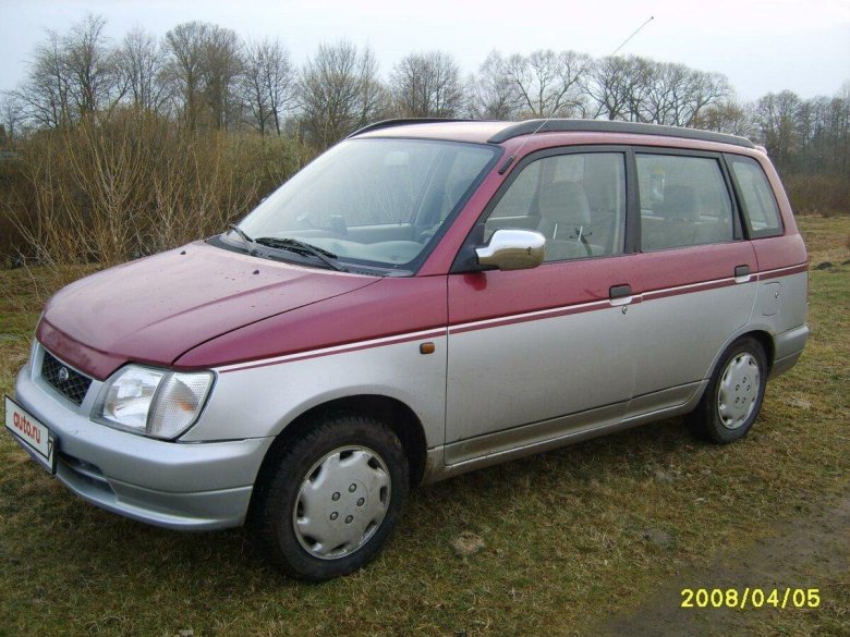 Pyzar Daihatsu Pyzar 1998