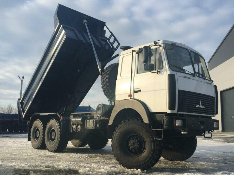 МАЗ 6317 самосвал