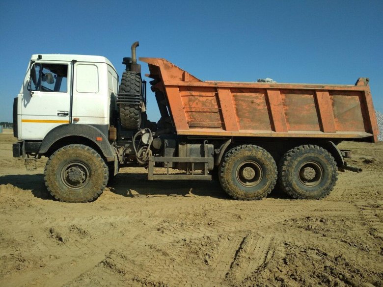 МАЗ 6517 самосвал