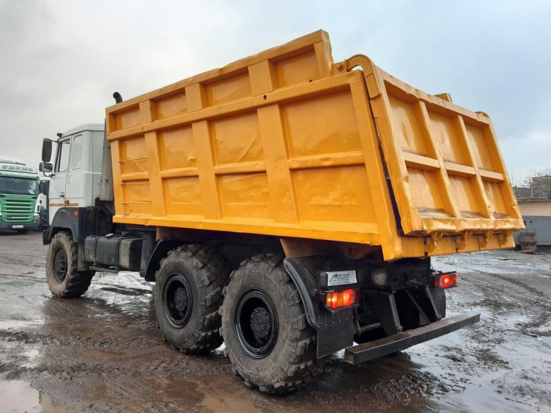 МАЗ 6517 самосвал