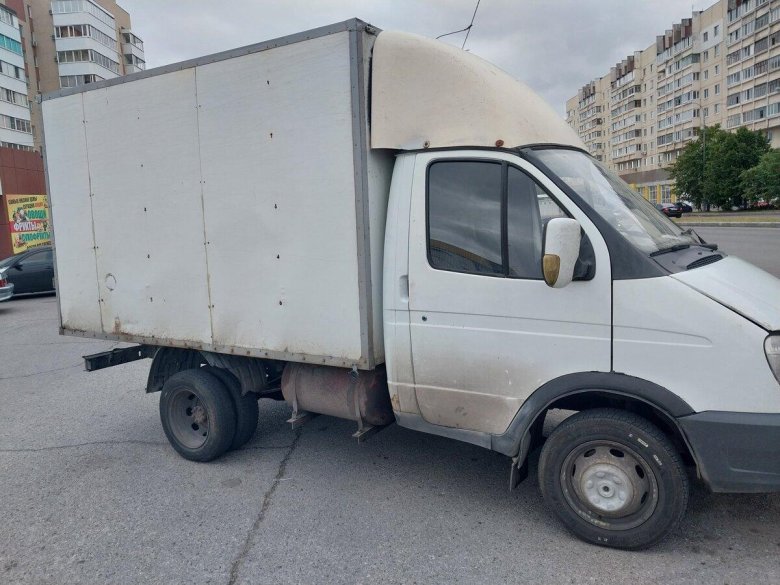 172412 Грузовой фургон