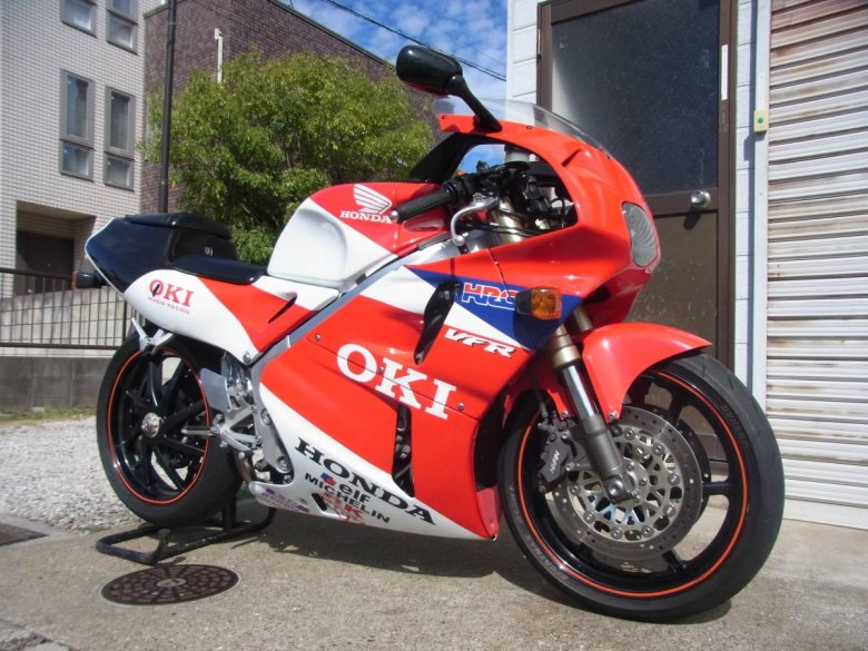 Honda VFR 400 RR