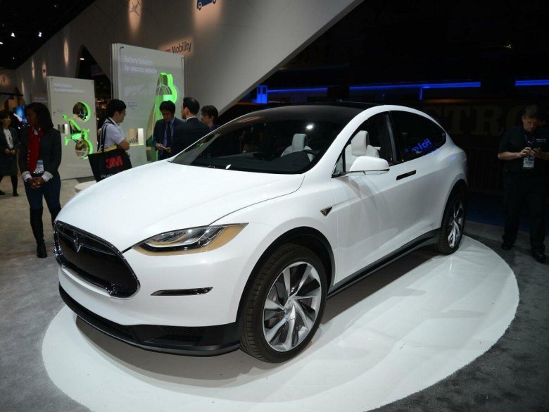 Тесла кроссовер model x