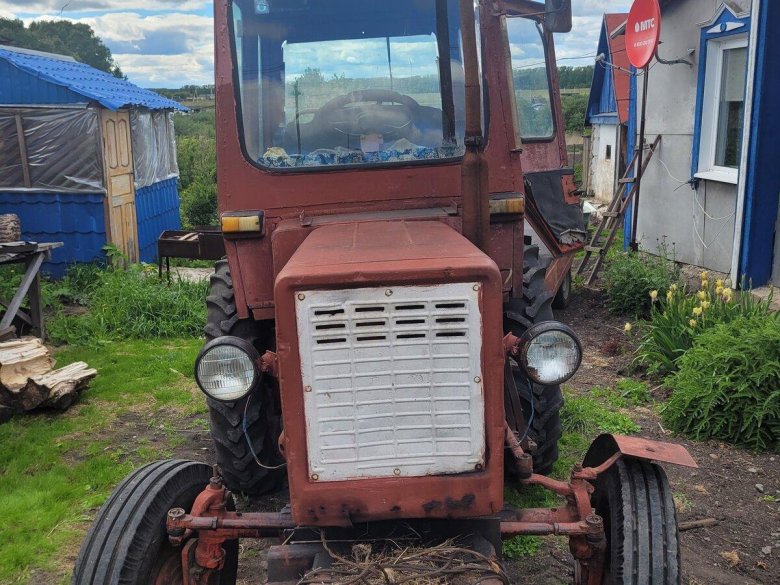 Трактор ХТЗ 25