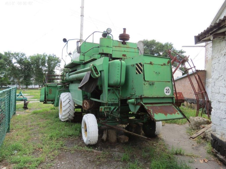 Комбайн КЗС 3