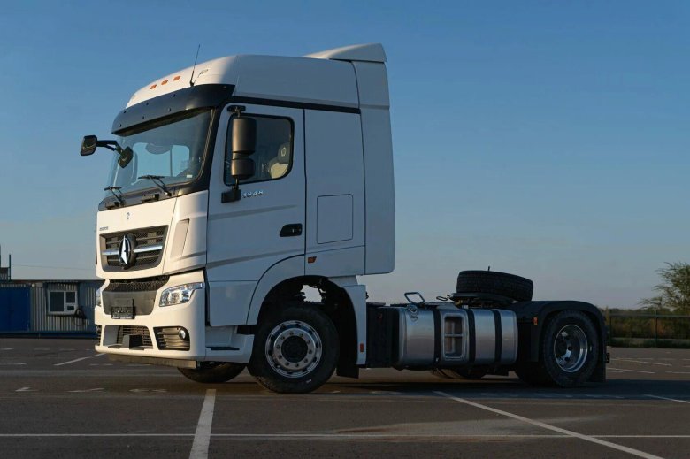 Магистральный тягач