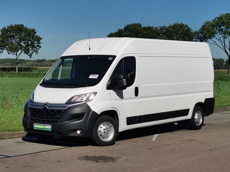 Автомобиль