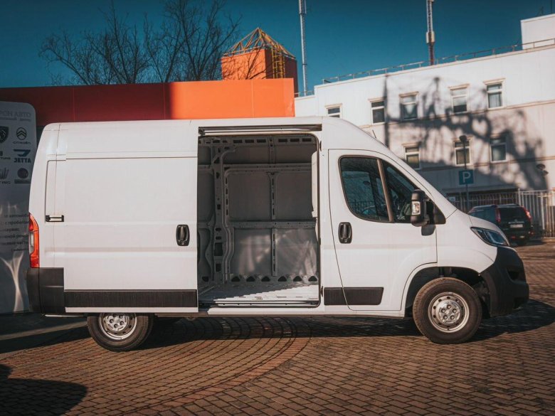 Автомобиль