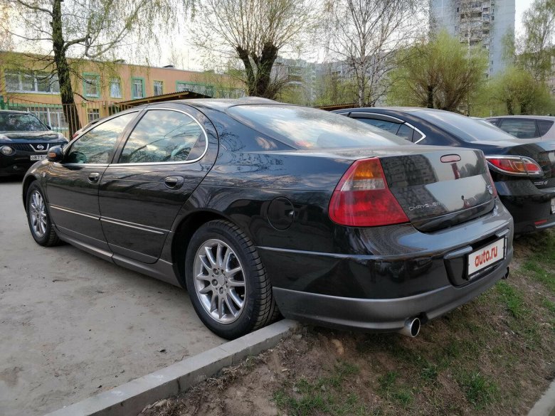 Chrysler 300m 2003
