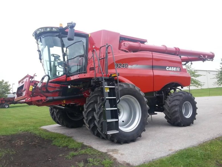 Комбайн Case IH 9250