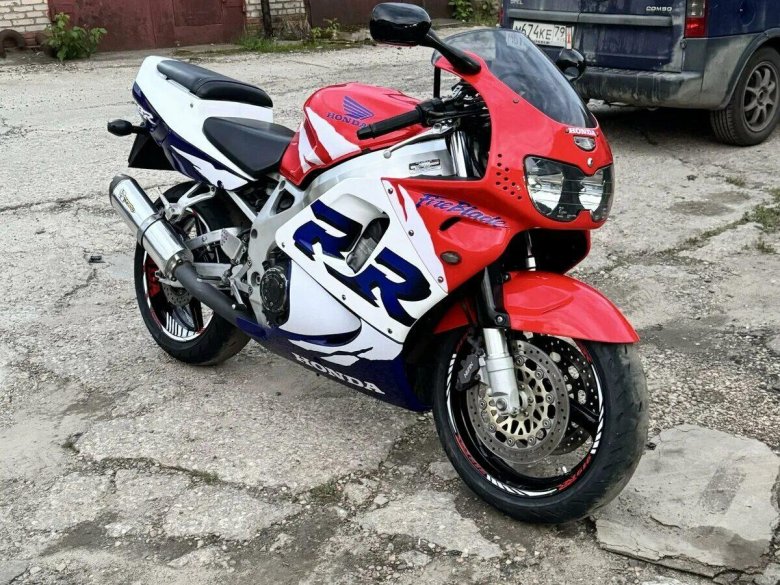 Honda cbr 919 rr fireblade