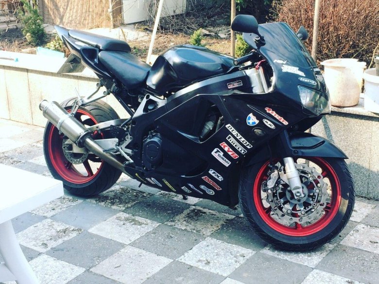 Honda CBR 919 Fireblade