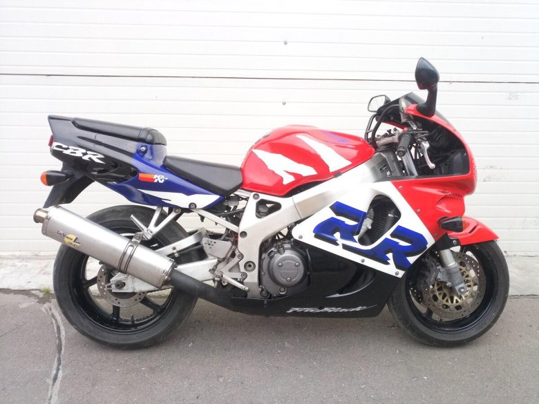 Honda CBR 919 RR Fireblade