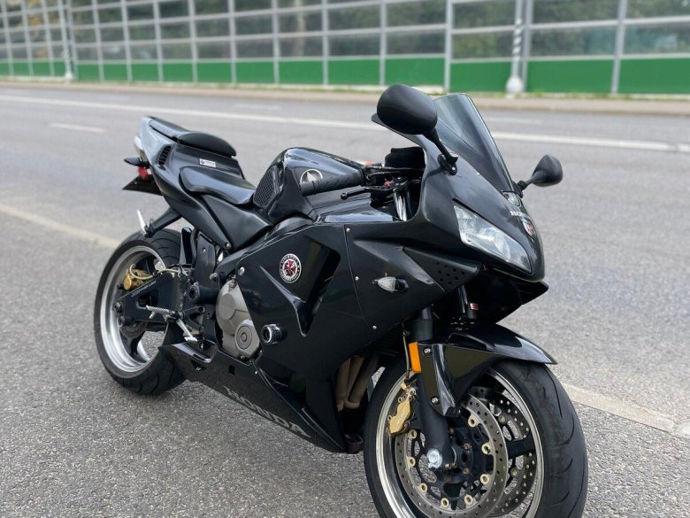 Triumph Sprint St 1050