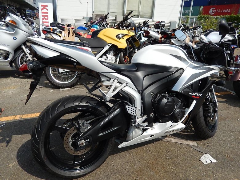 Хонда сибишка 600