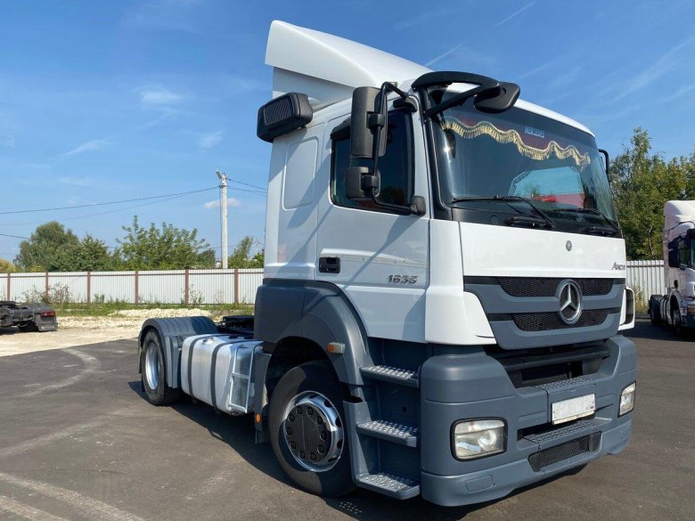 Автомобиль