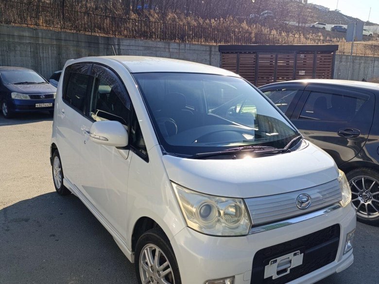 Nissan serena iii (c25)