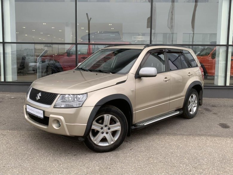 Suzuki grand vitara 2011