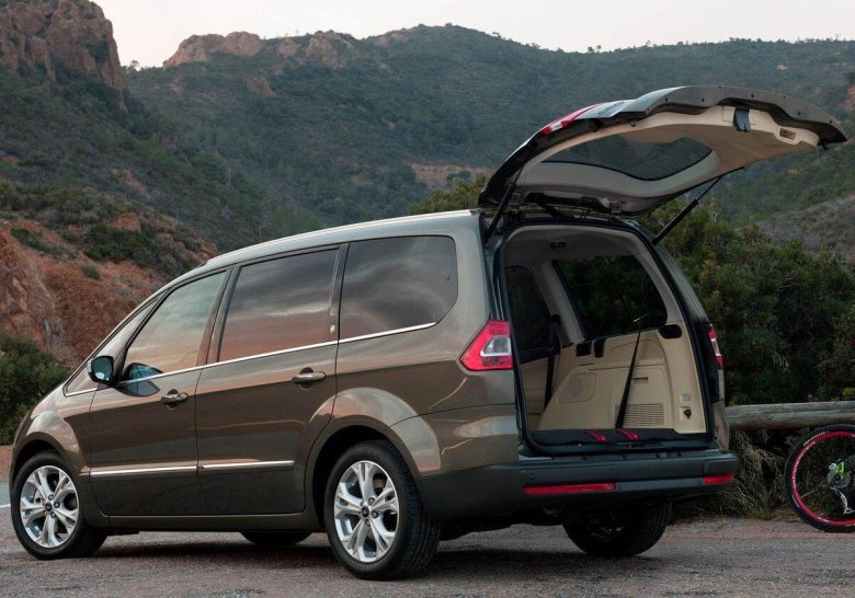 Ford Galaxy 2010