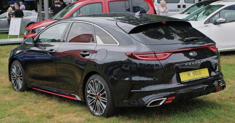 Kia proceed gt 2022