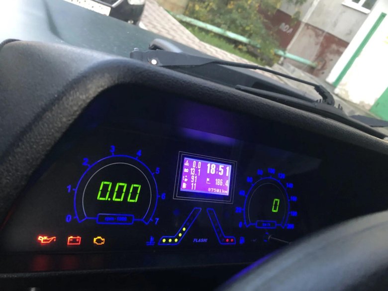 Внутри автомобиля