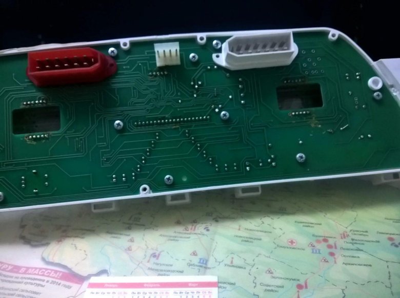 Приборная панель ВАЗ 2114 Flash 1