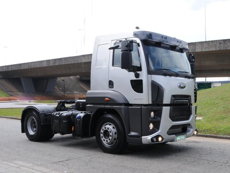 Форд карго тягач