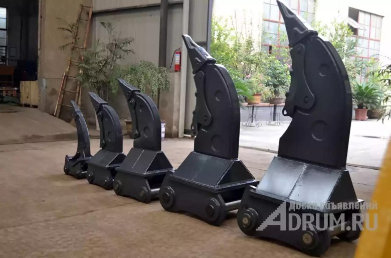 Клык рыхлитель на экскаватор JCB 3cx