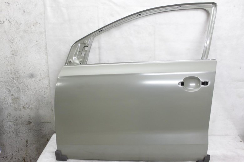 Передняя левая дверь Фольксваген поло седан