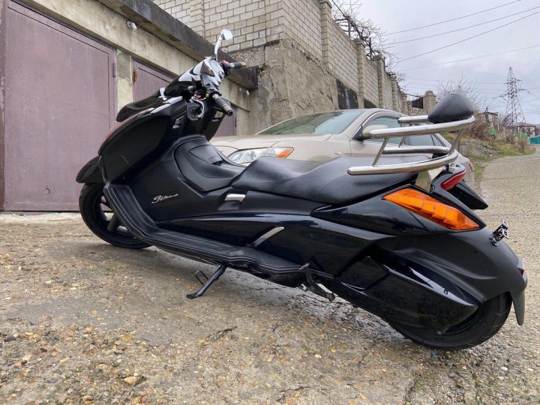 Макси скутер Suzuki Gemma