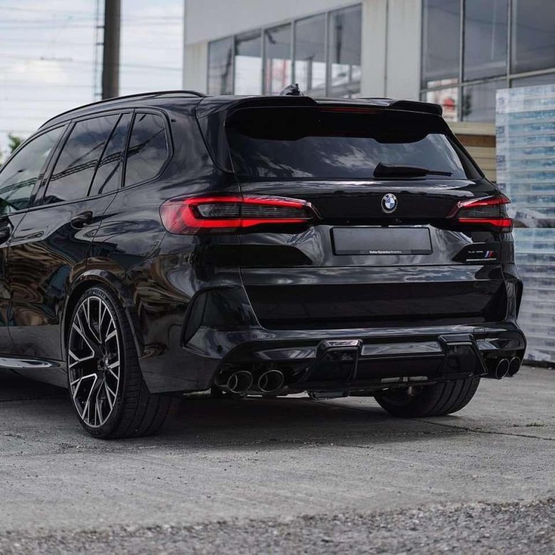 X5m Competition 2022 черный