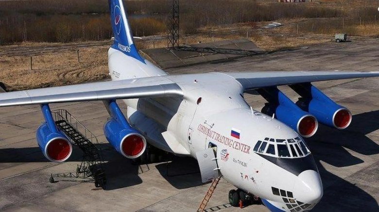 Самолет ил 76
